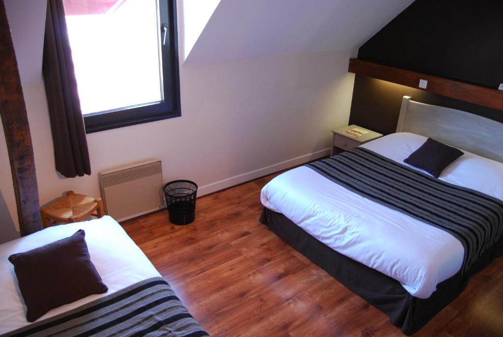 Hotel Caudron Rue  Rum bild